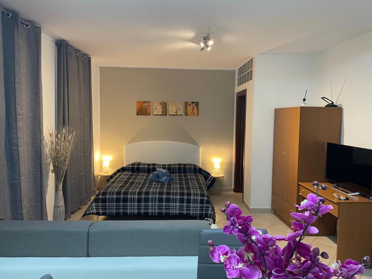Civico 2 Appartement Sassari Buitenkant foto