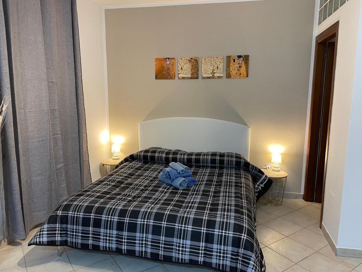 Civico 2 Appartement Sassari Buitenkant foto